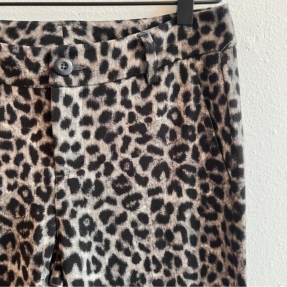 CAbi Jungle Cheetah Print Stretch Mid-Rise Skinny Ankle Trouser Pants Size 4 - Picture 3 of 10